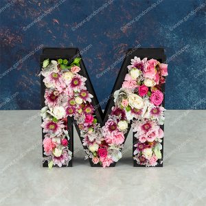 باکس گل حرف m