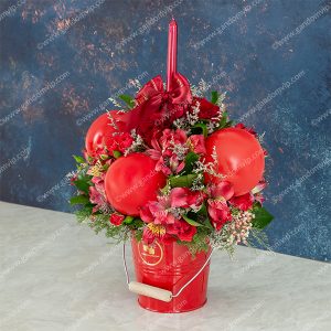 باکس گل رز و بادکنک