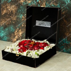 باکس گل رز قلبی