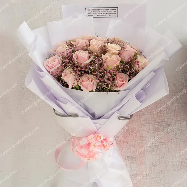دسته گل عروس هلندی 151