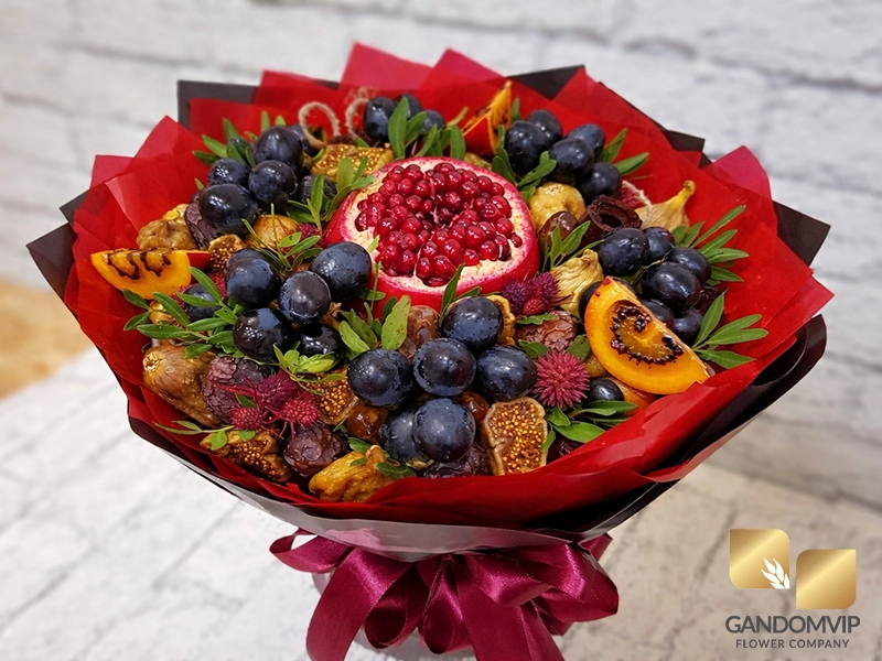 ترکیب گل و میوه برای یلدا