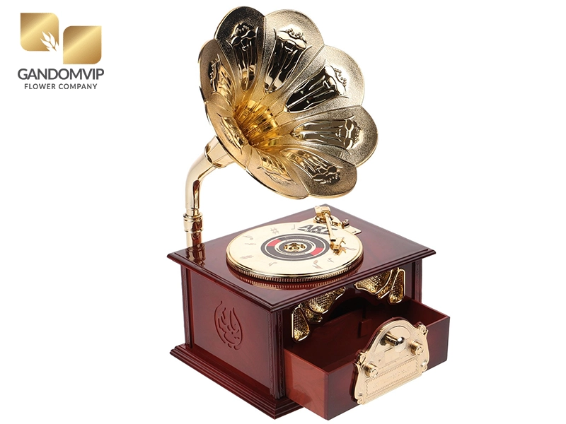 جعبه‌ موزیکال هدیه شب یلدا